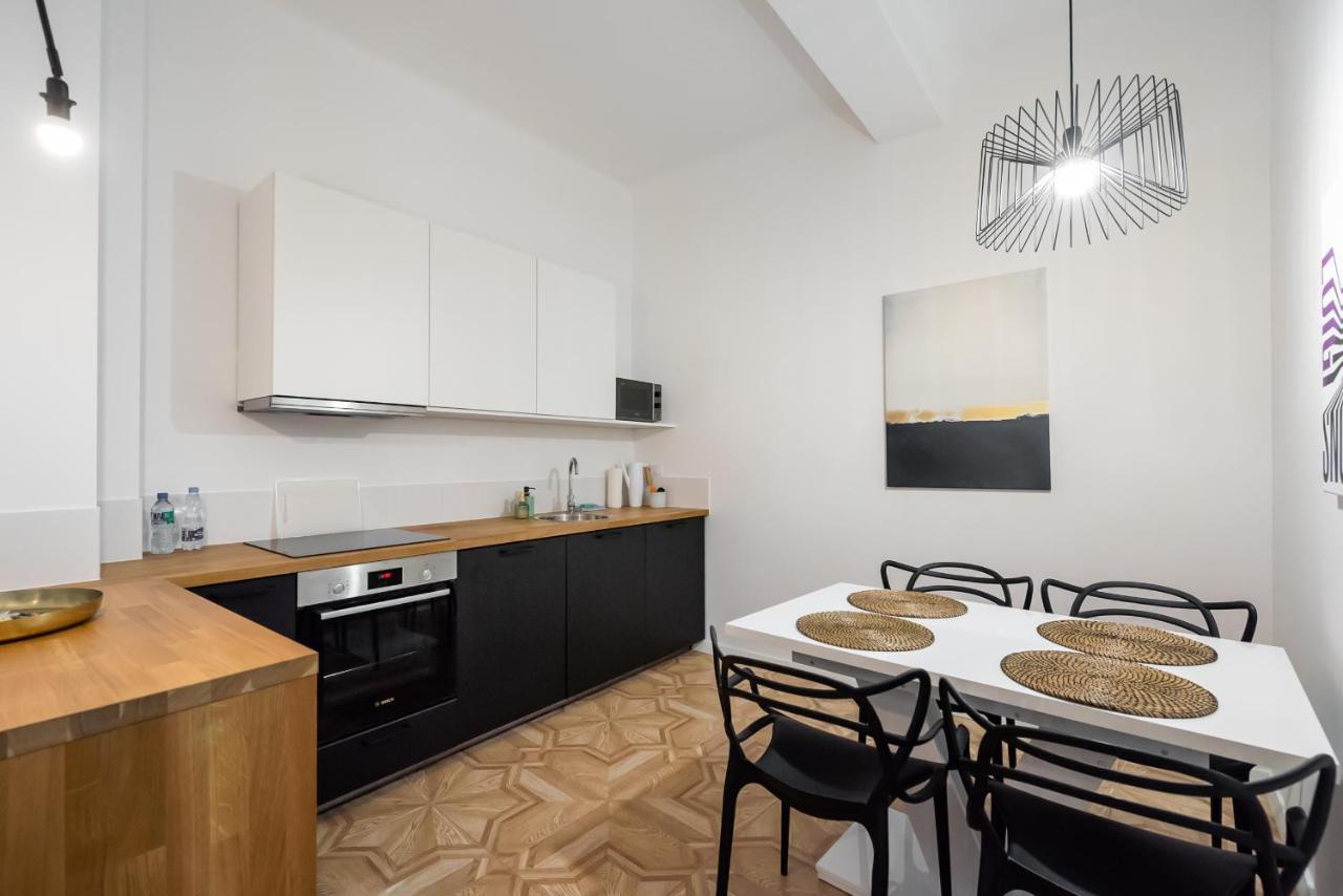 ורשה Old Town Basilisk Apartment מראה חיצוני תמונה