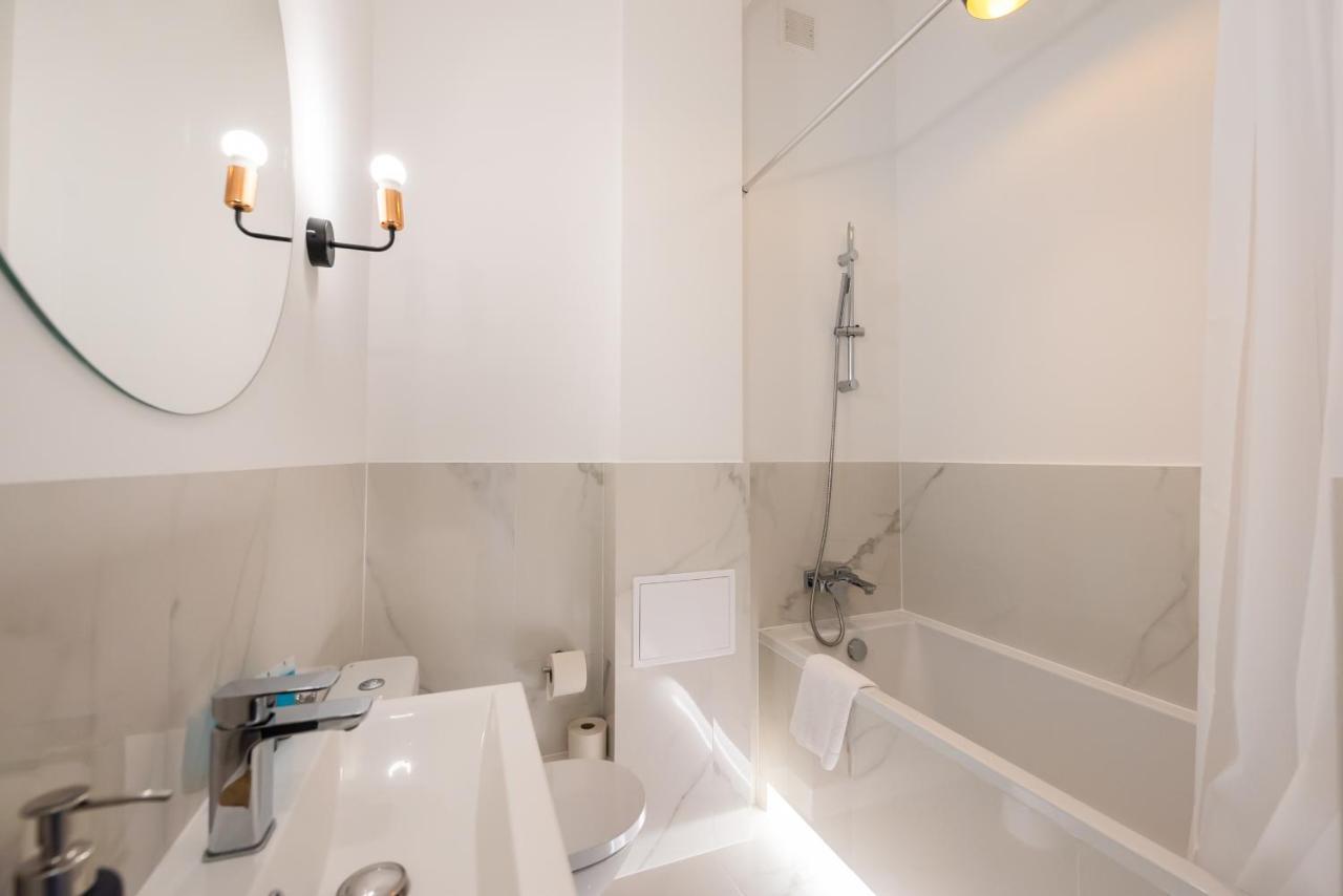 ורשה Old Town Basilisk Apartment מראה חיצוני תמונה
